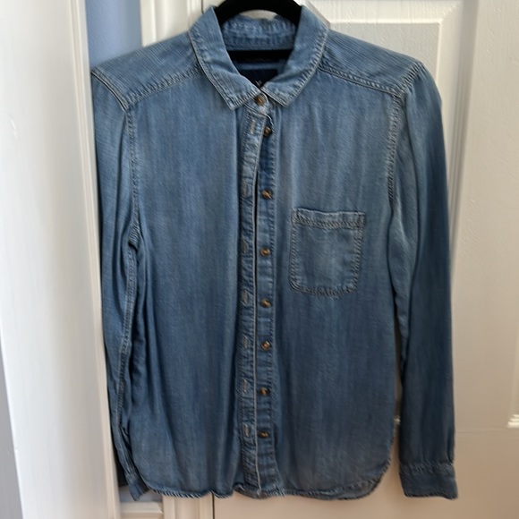 Jean looking button down - boyfriend fit - Picture 3 of 4